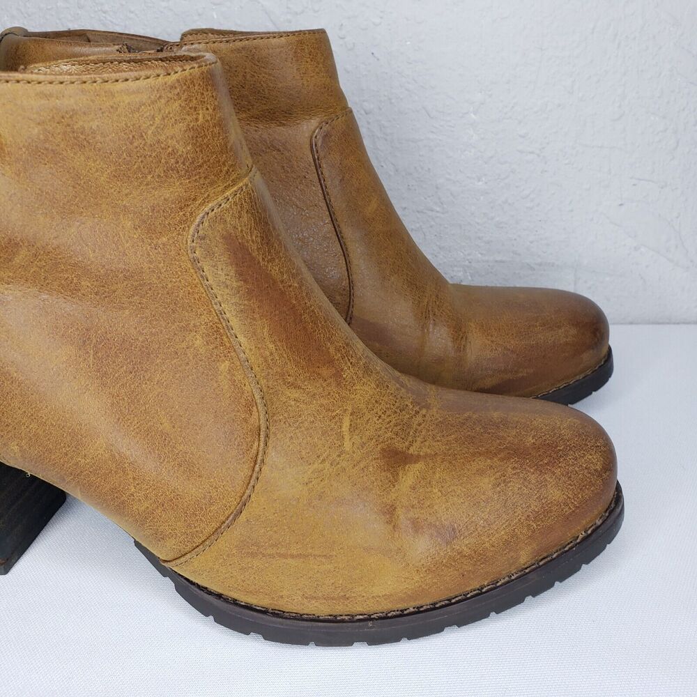 Clarks Indigo Women’s Distressed Brown Leather Ankle Boots Heels Sz US 11M - Picture 3 of 14